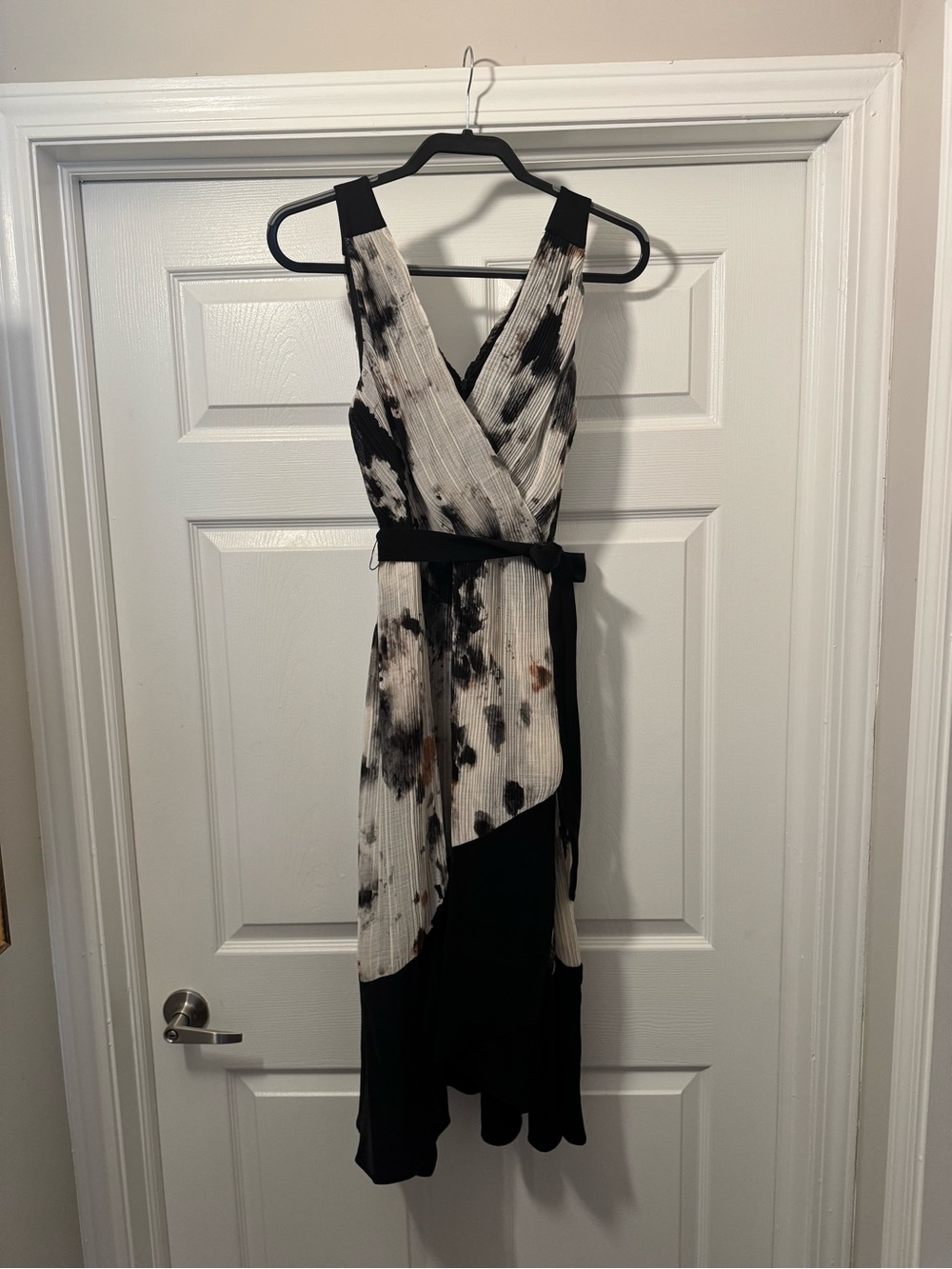 DKNY Black and White High-Low Sleeveless Wrap Dress